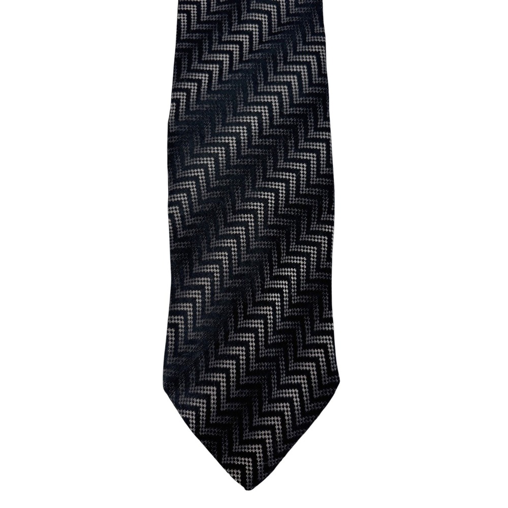 Pronto Uomo Mens Silk Necktie Black Grey Chevron Geometric Made in Italy 59"x4"